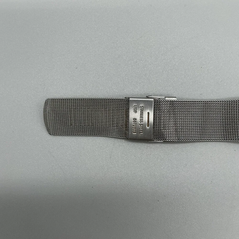 Skagen 641LSS Womens Watch 32mm MOP Dial Silver Tone Crystals Mesh New Battery